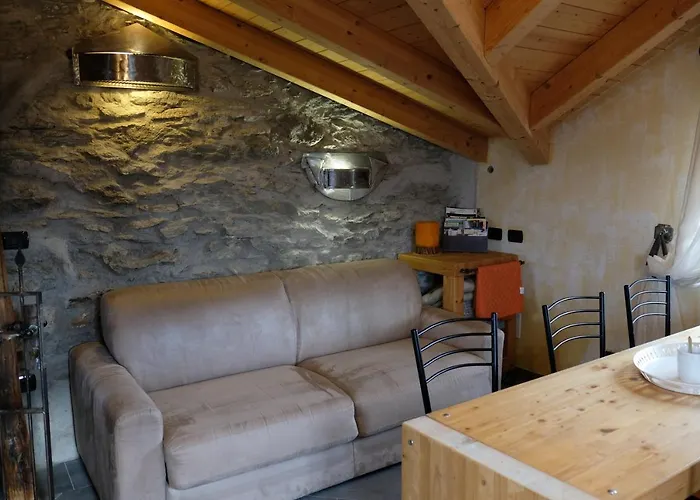 Montemezzo Le In Pietra * Сорико