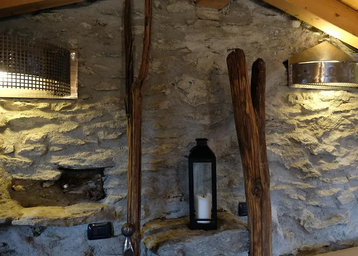 Montemezzo Le In Pietra Сорико