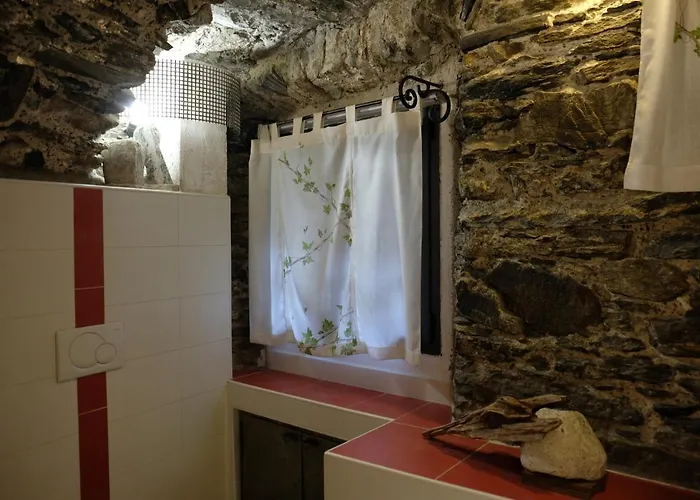 Апартаменты Montemezzo Le In Pietra *