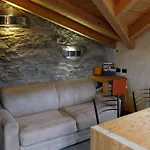 Montemezzo Le In Pietra * Sorico