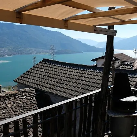 Montemezzo Le In Pietra * Sorico