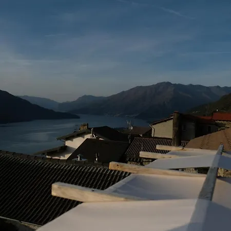 Montemezzo Le In Pietra アパート