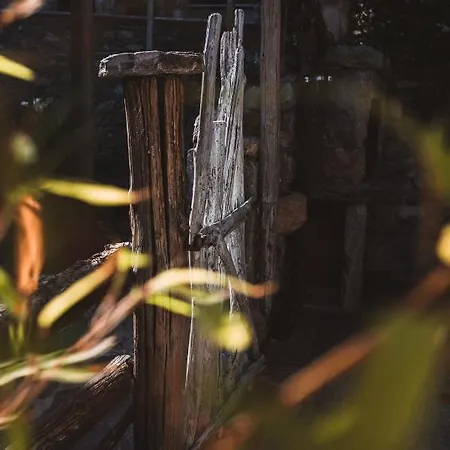 Montemezzo Le In Pietra * Sorico