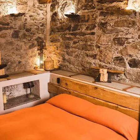 Montemezzo Le In Pietra