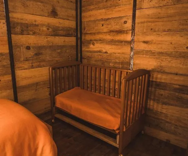 Montemezzo Le In Pietra Sorico