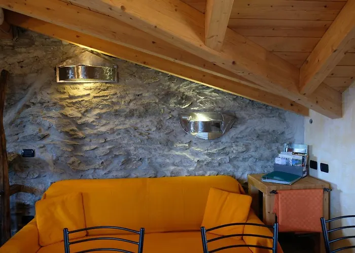 Montemezzo Le In Pietra Апартаменты Сорико