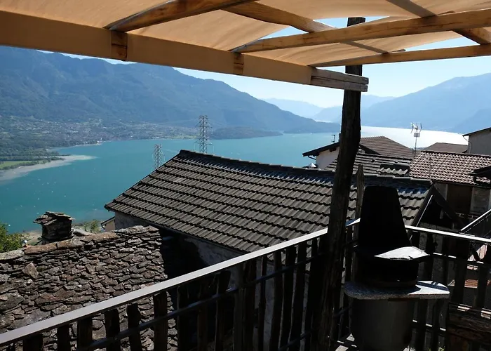 Montemezzo Le In Pietra * Sorico