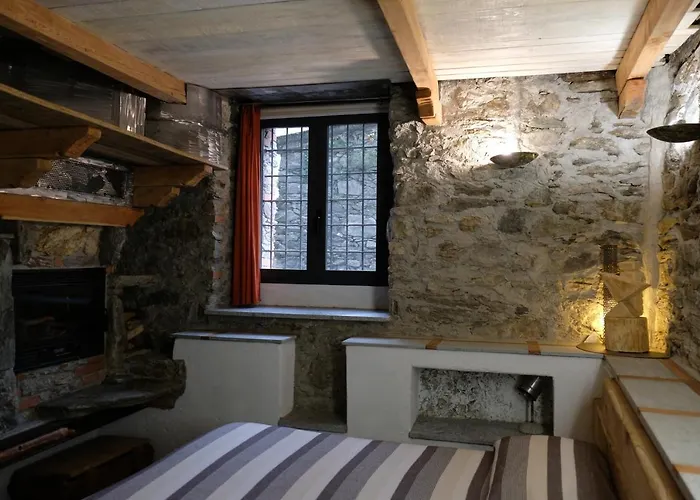 Lägenhet Montemezzo Le In Pietra