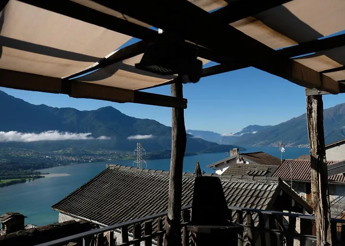 Lägenhet Montemezzo Le In Pietra