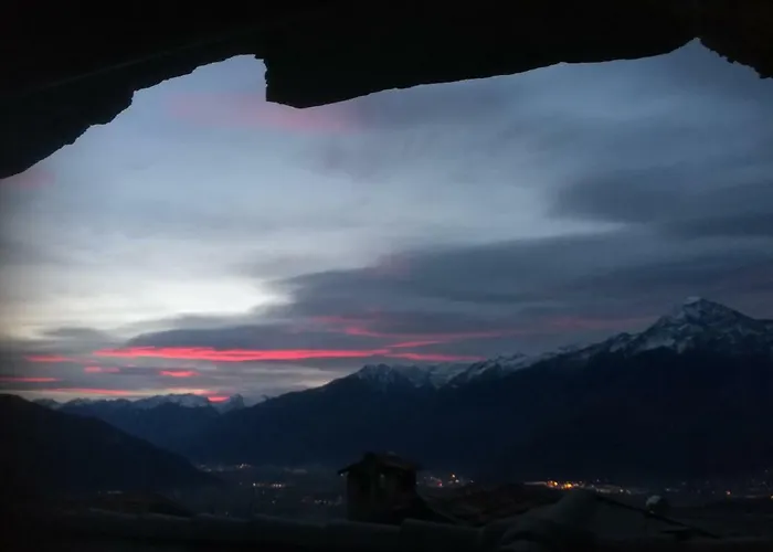 Апартаменты Montemezzo Le In Pietra *