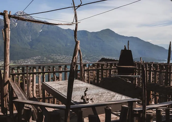 Montemezzo Le In Pietra Sorico