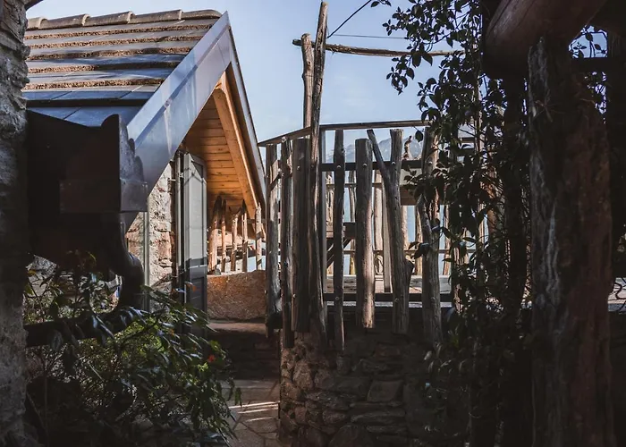 Montemezzo Le In Pietra Апартаменты