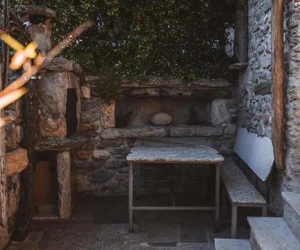 Montemezzo Le In Pietra Lägenhet