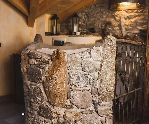 Montemezzo Le In Pietra