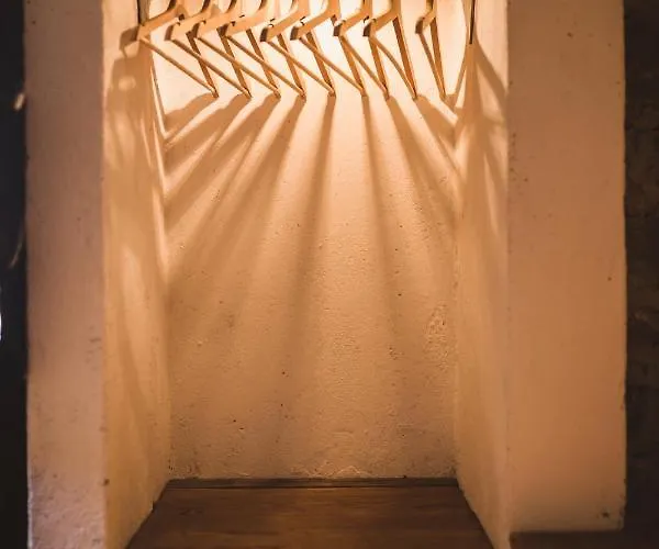 Lägenhet Montemezzo Le In Pietra