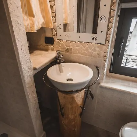 Montemezzo Le In Pietra Апартаменты *