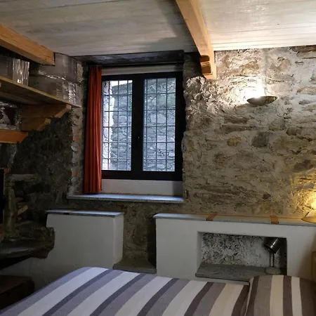 Apartment Montemezzo Le In Pietra