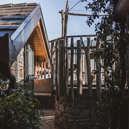 Montemezzo Le In Pietra Apartment