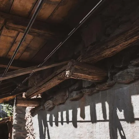 Apartment Montemezzo Le In Pietra Sorico