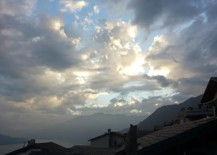 Montemezzo Le In Pietra 아파트 *